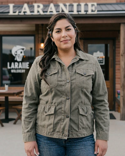 Lauren, 37, verified Laramie Latina woman on Wyoming trucker dating platform